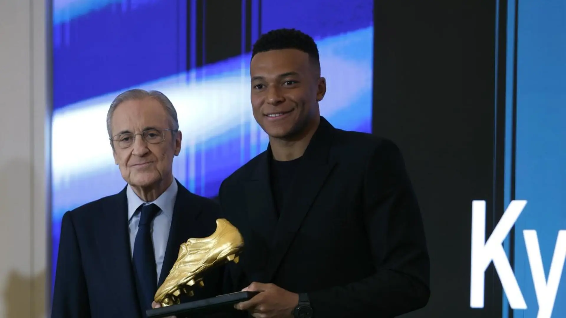 Kylian Mbappé recibe la bota de oro, en directo | Última hora y reacciones del acto en el Santiago Bernabéu