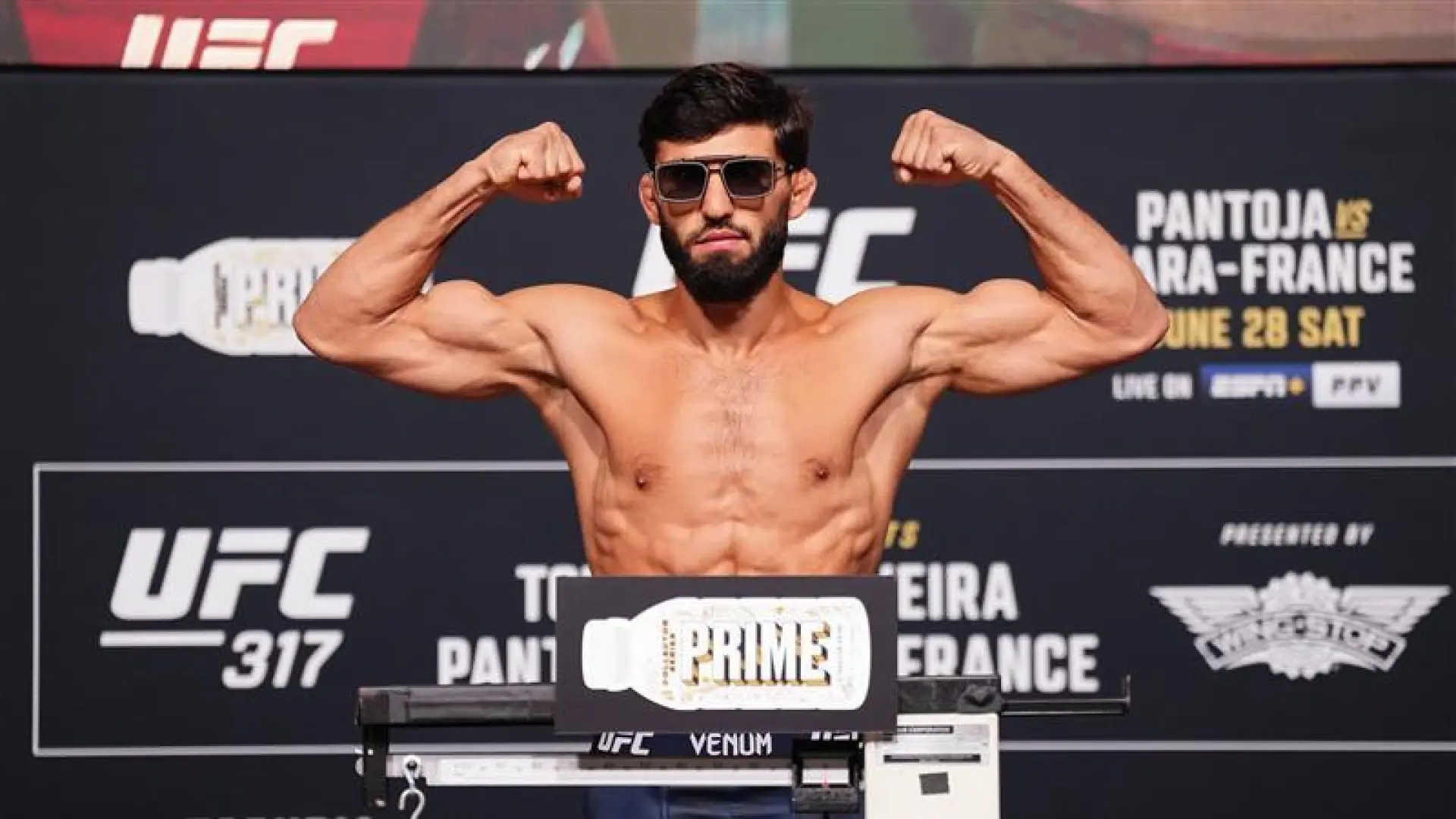 UFC despeja el futuro del próximo combate de Ilia Topuria: Arman Tsarukyan se enfrentará a Dan Hooker en noviembre