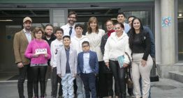 Un grupo de jóvenes pacientes con leucemia salva la vida gracias a un nuevo tipo de terapia CAR-T Un grupo de jóvenes pacientes con leucemia salva la vida gracias a un nuevo tipo de terapia CAR-T