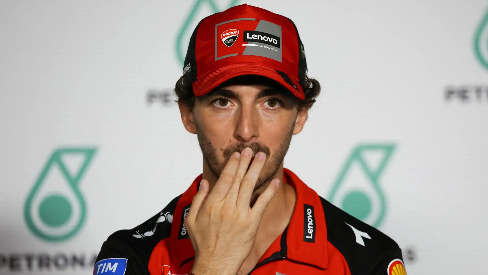 'Pecco' Bagnaia estalla contra Ducati tras quedar último en la sprint de Indonesia: «Lo que ha pasado es inaceptable»