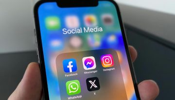 WhatsApp ya permite enviar mensajes y que el destinatario lo reciba en otra app. Pero tiene algo de trampa (de momento)
