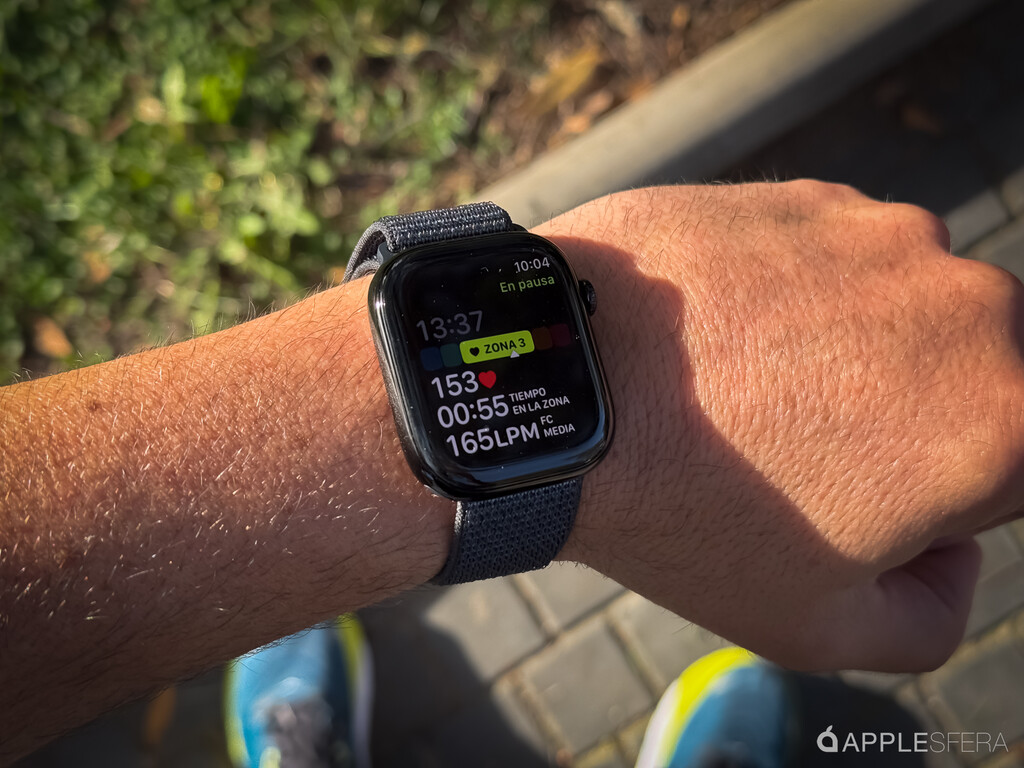 El outlet de MediaMarkt está liquidando el Apple Watch Series 10 LTE: ideal para hacer ejercicio sin llevar el teléfono móvil 