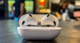 Si en el Black Friday esperabas ver un buen precio en estos AirPods, atento porque ya ha llegado