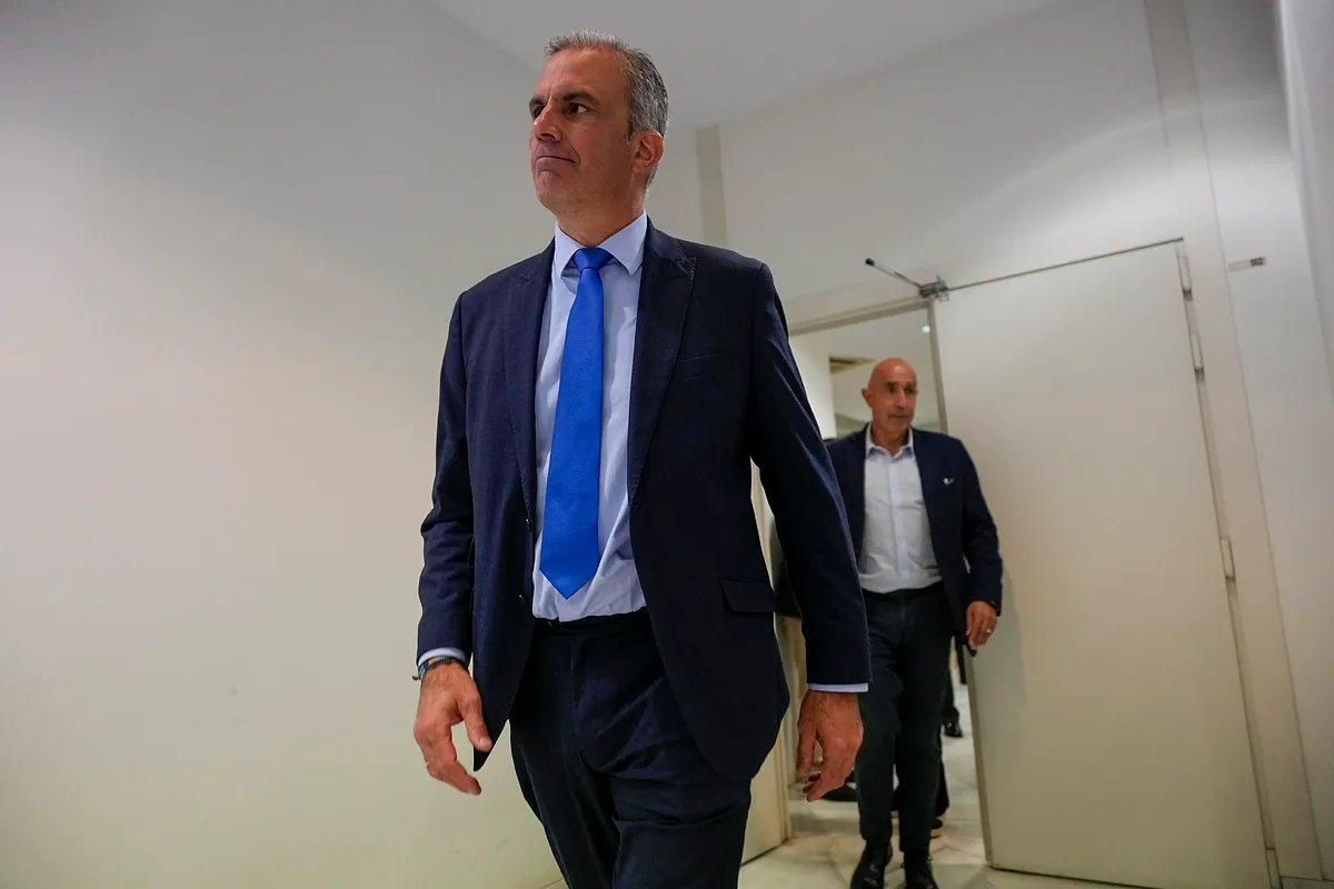 Vox retira a Ortega Smith de la portavocía adjunta en el Congreso