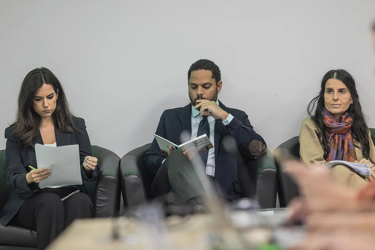 La designación de Pérez Llorca como candidato llega a Vox por la prensa: Garriga apuesta por la «discreción» en la negociación