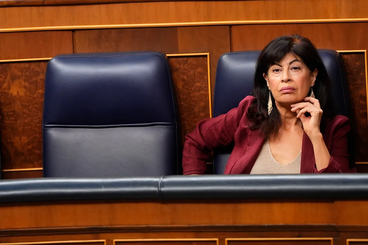 La presidenta de una asociación de víctimas increpa a la ministra de Igualdad tras el último fallo de las pulseras antimaltrato: «Usted es cómplice de los maltratadores»