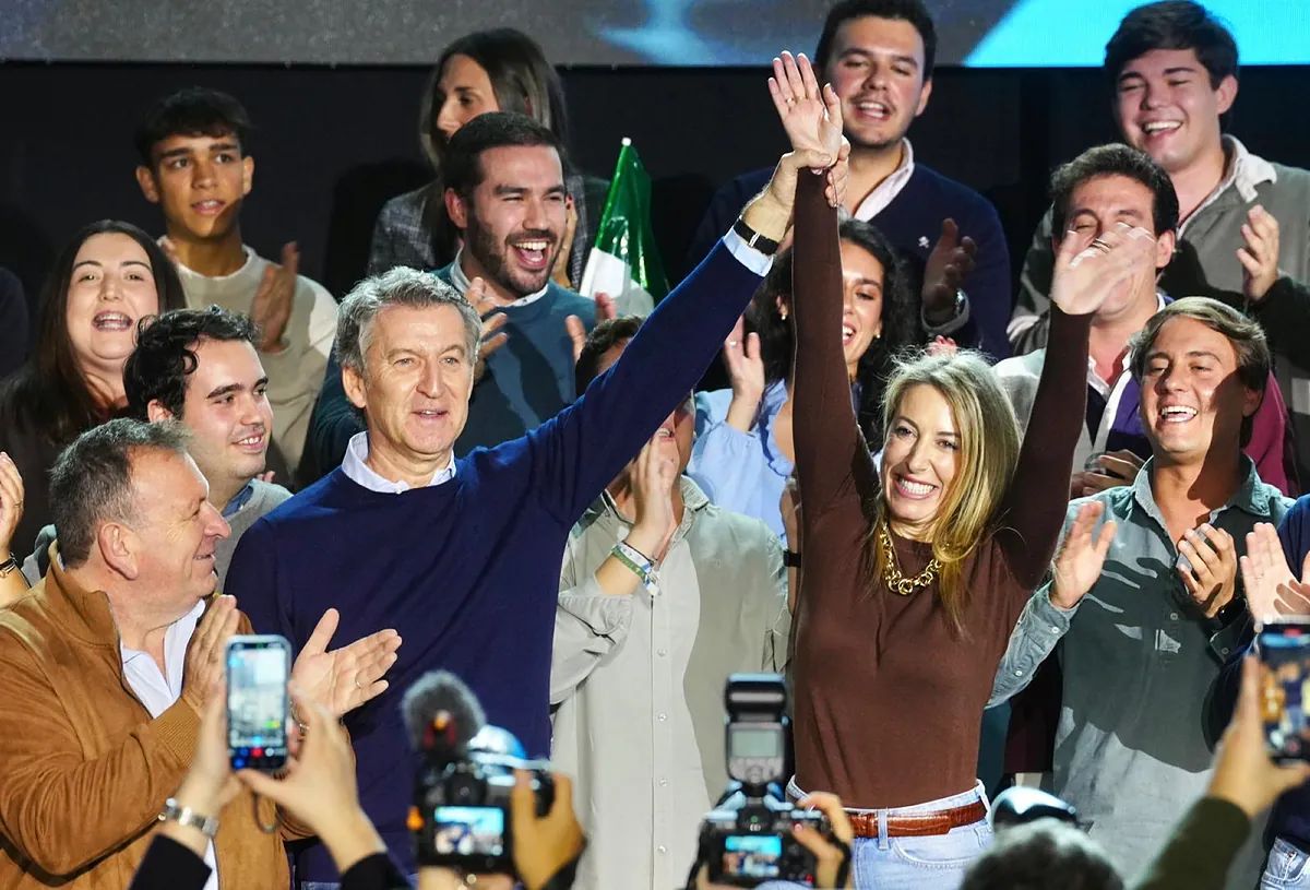 Feijóo, a los extremeños: «Tenéis mi palabra, me comprometo a que Almaraz no se va a cerrar»