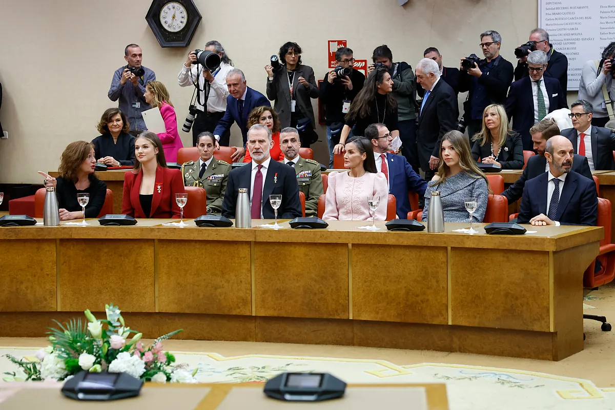 Incienso a la monarquía 1-Berrea política 0