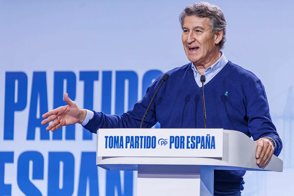 El PP vuelve a la calle contra la «mafia» situando a Junts y PNV en el foco para tumbar a Sánchez