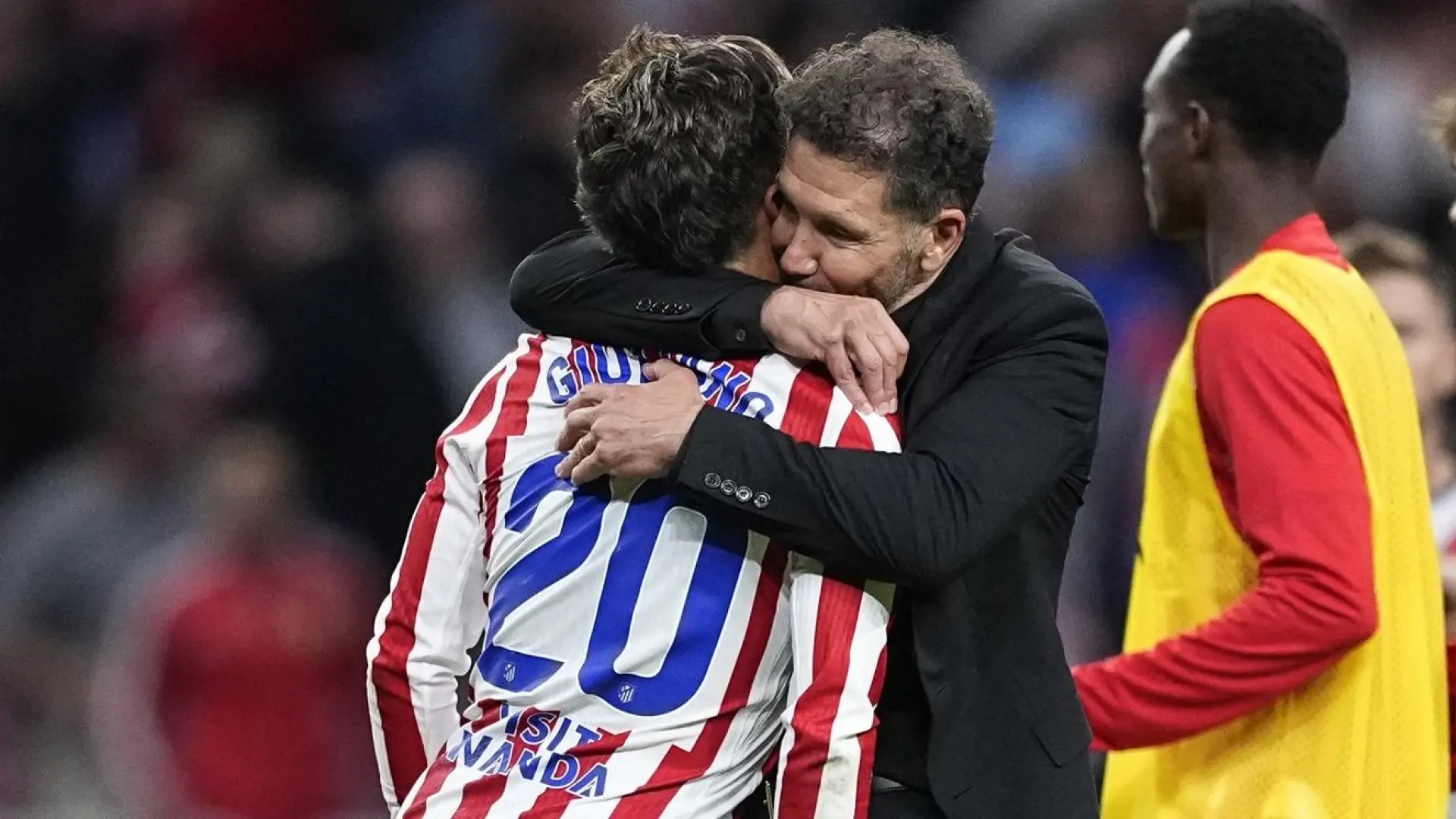 Diego Simeone ensalza a su hijo Giuliano tras el partido ante el Sevilla: «Está creciendo, tiene la humildad para seguir mejorando»