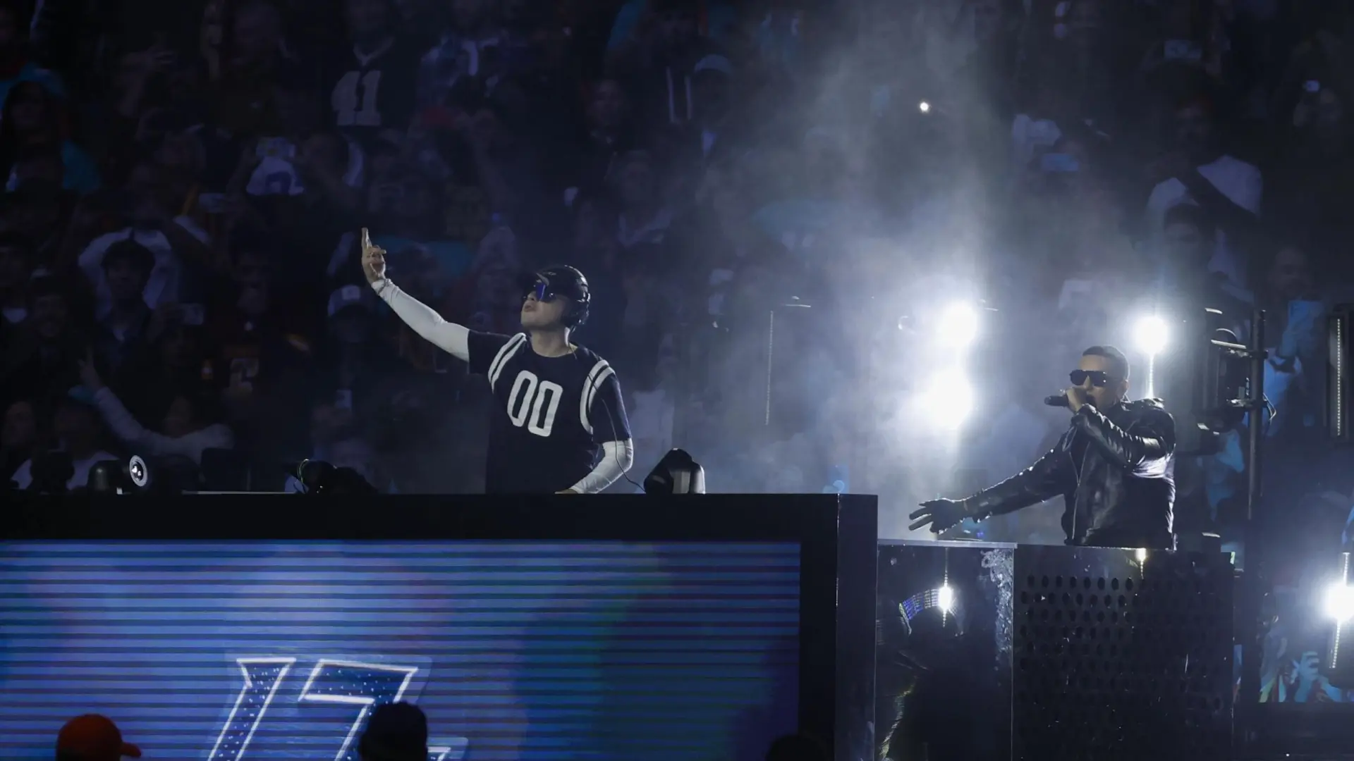 Así fue el espectacular show de Bizarrap y Daddy Yankee en el descanso del partido de la NFL en el Santiago Bernabéu