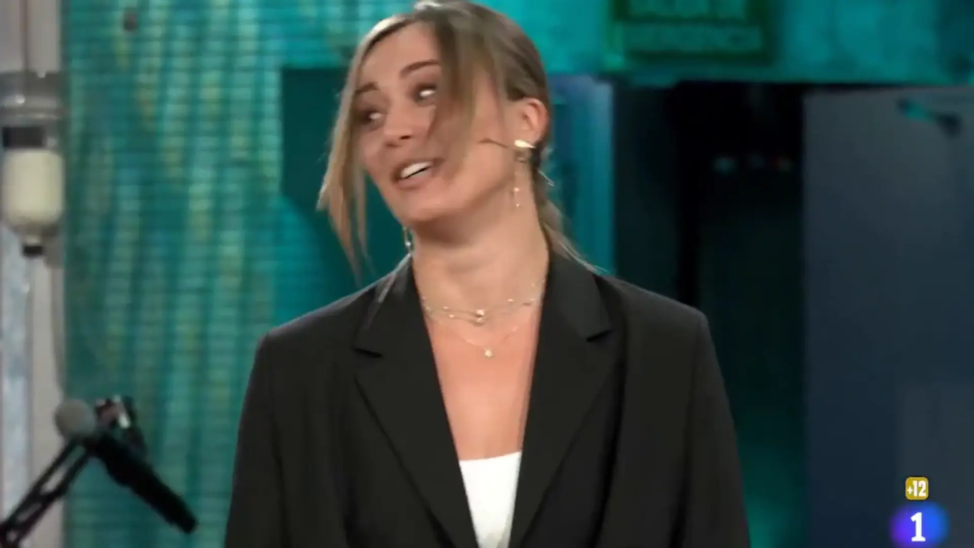 La reacción de Paula Badosa al gritarle el público de 'La Revuelta' el nombre de Stéfanos Tsitsipás