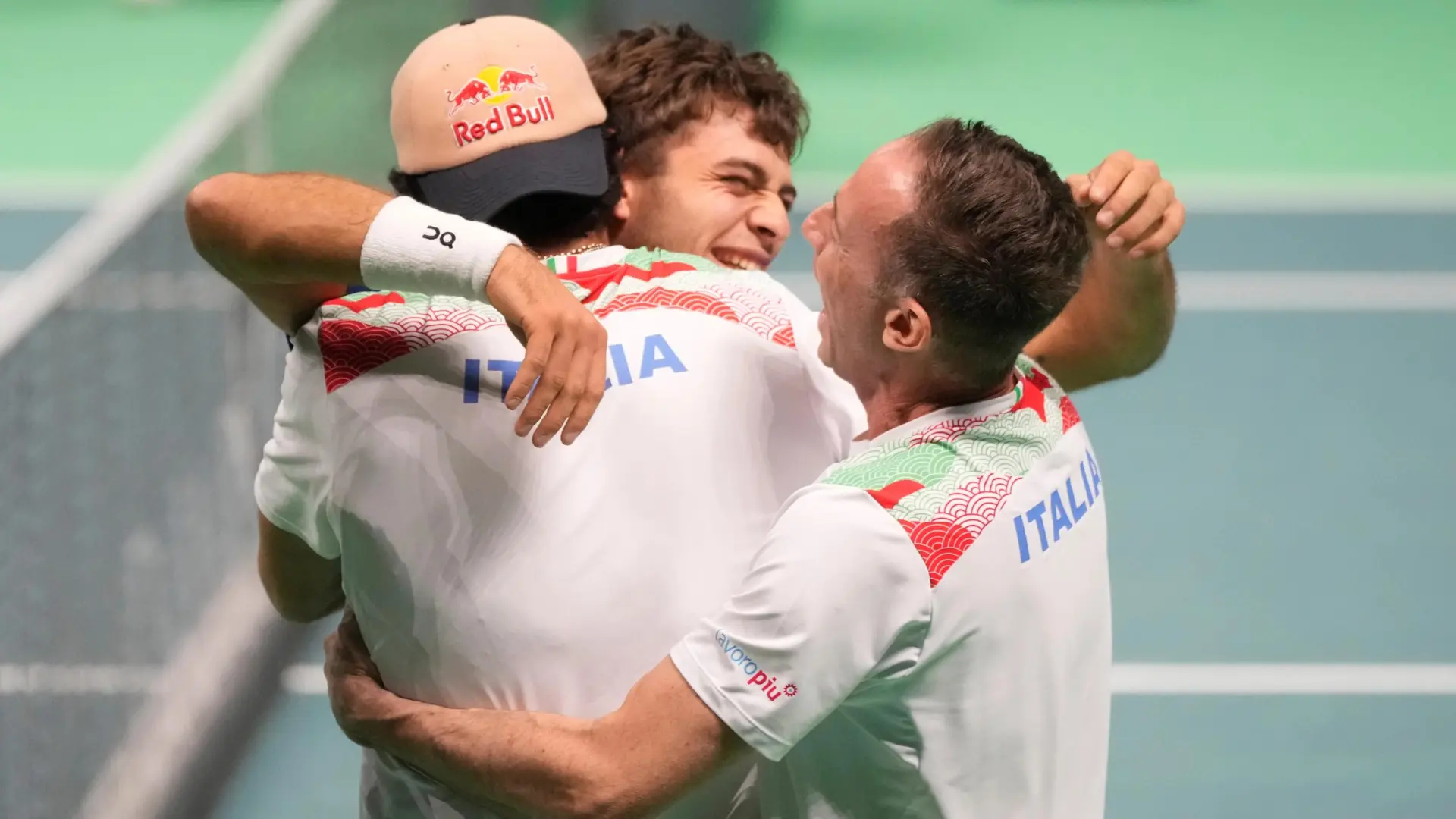 Italia se clasifica a su tercera final de la Copa Davis consecutiva y mete miedo sin Sinner