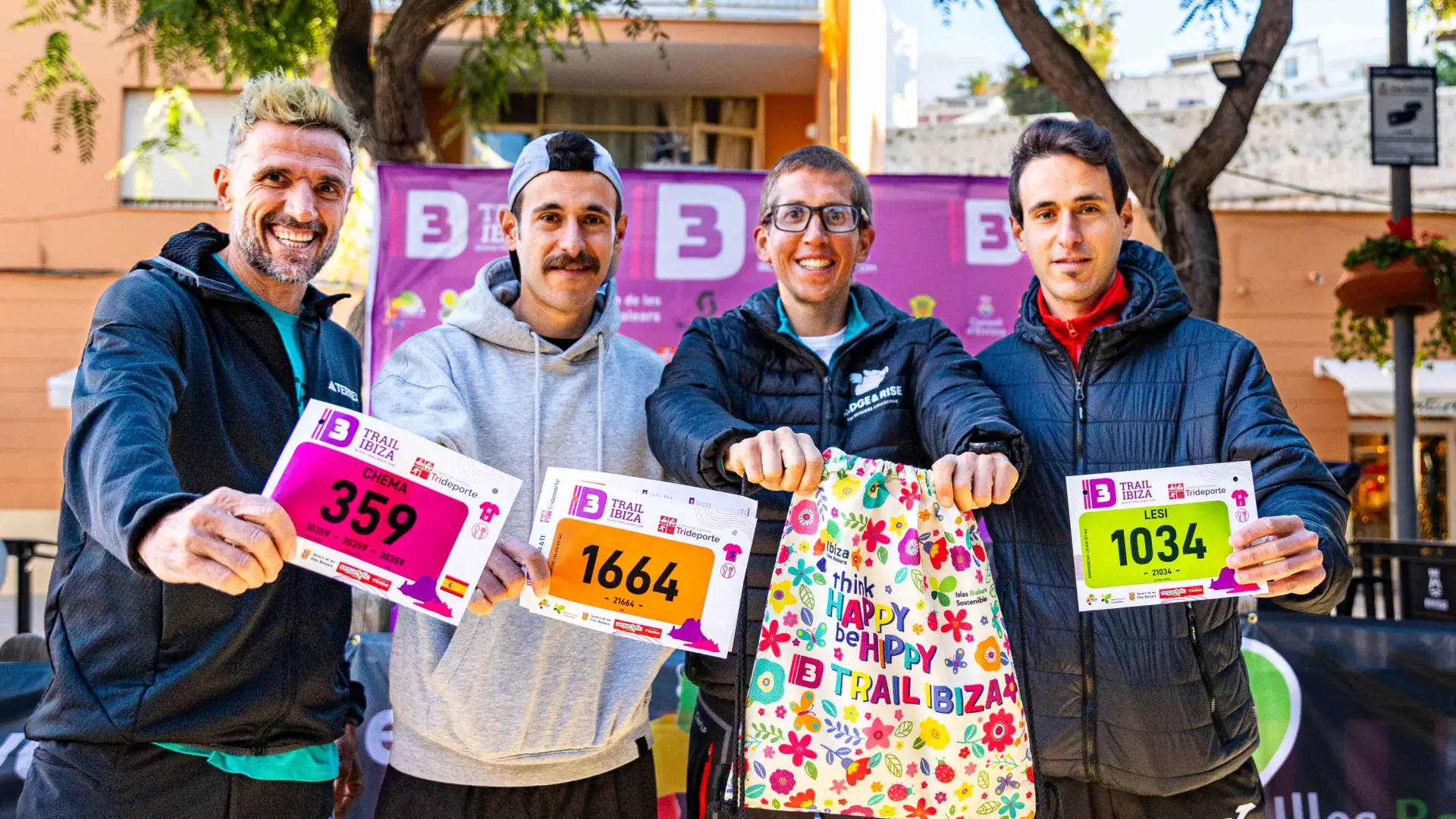 Chema Martínez da el pistoletazo de salida a la 3 Días Trail Ibiza: «Se conocen sus playas y veranos, pero hay otra forma de vivir la isla»