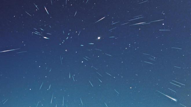 Prepárate para una noche mágica: guía para no perderte las leónidas 2025, la lluvia de estrellas más famosa del otoño