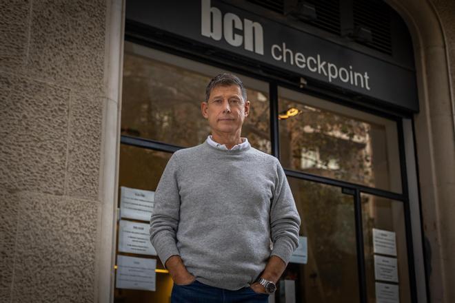 Ferran Pujol, director de CheckPoint: «Hay unidades de VIH que deben dispensar la pastilla de la Prep y que tienen el programa parado»