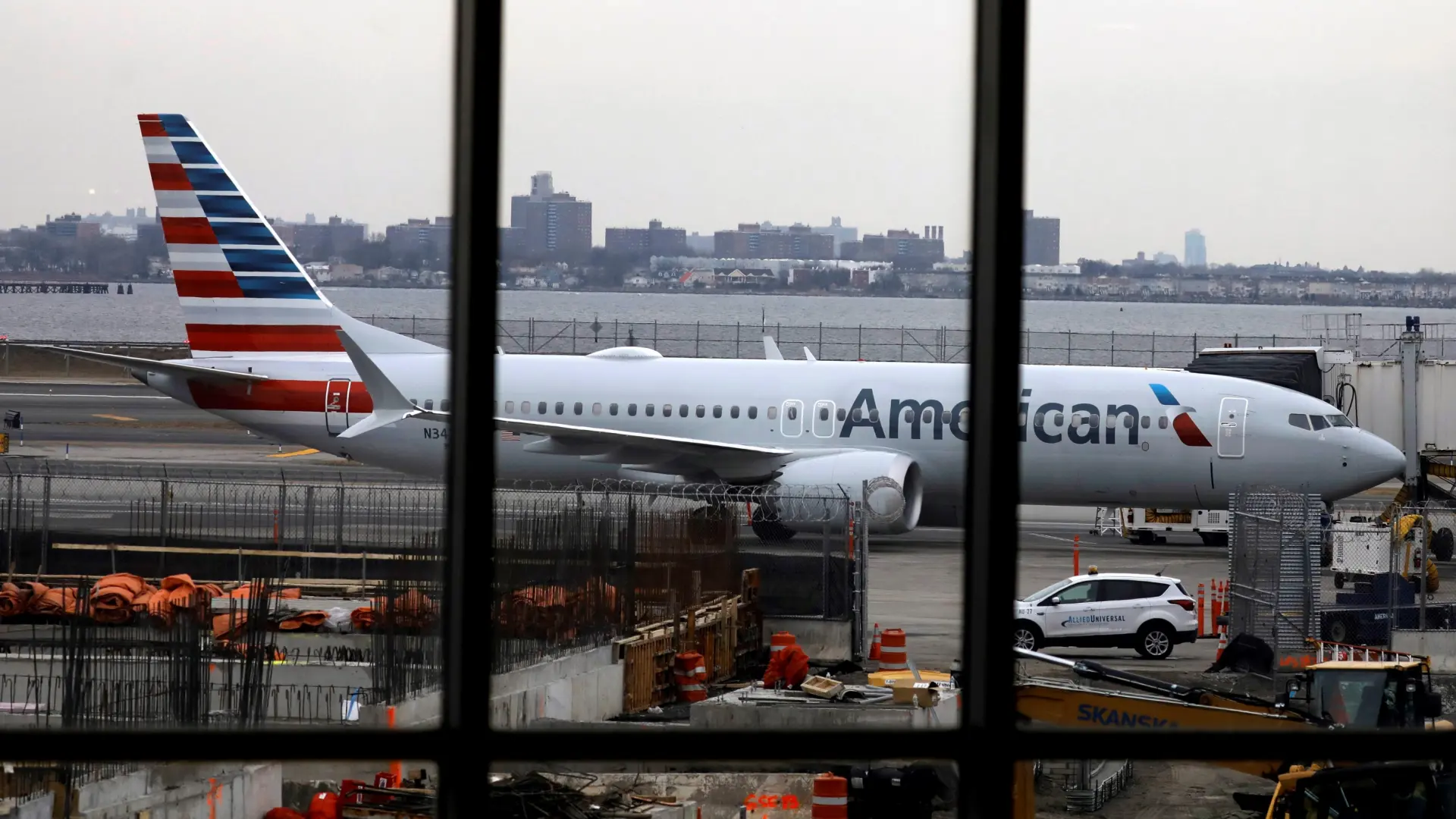 Dos aviones chocan en pista en Nueva York ante la escasez de controladores en EEUU por el cierre del Gobierno