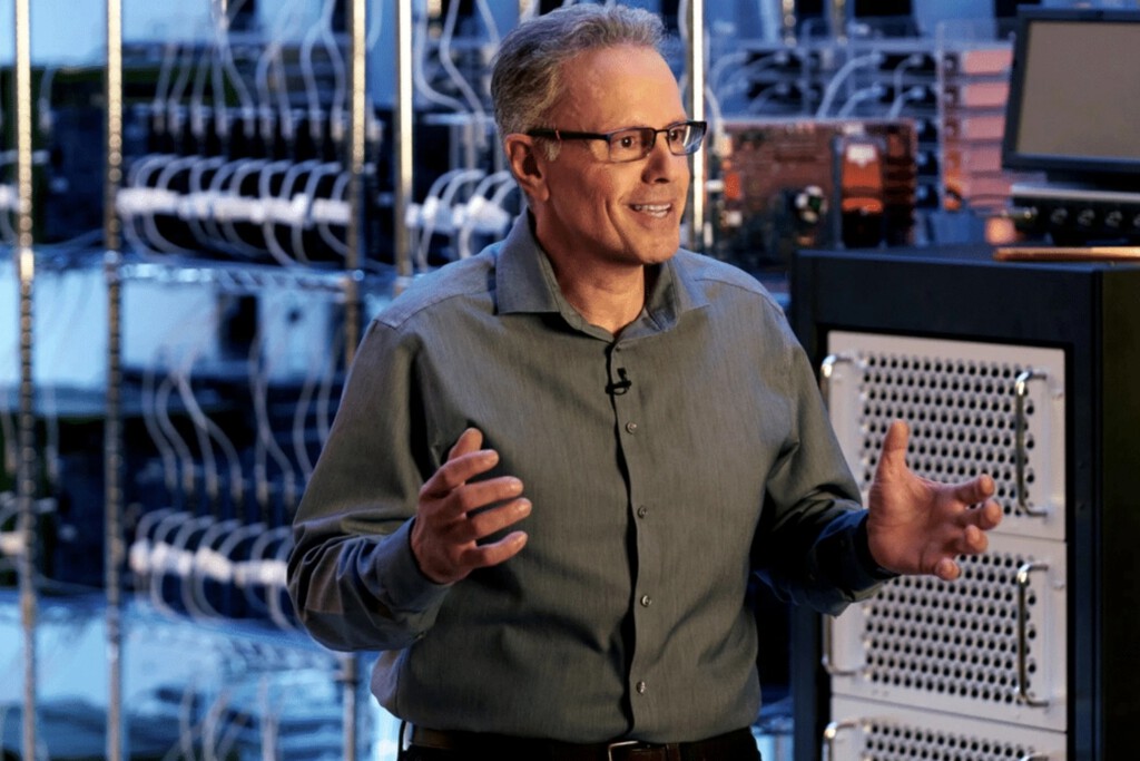 "No pienso irme". Johny Srouji apuntaba a ser la enésima salida de Apple, pero ha borrado los rumores de un plumazo 