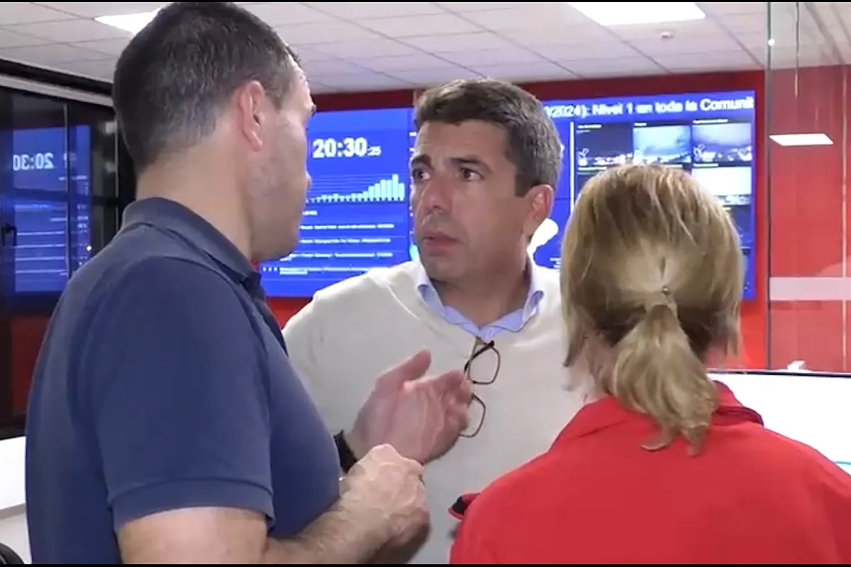 Pradas confirmó el ES-Alert al subdirector de Emergencias un minuto después de hablar por teléfono con Mazón