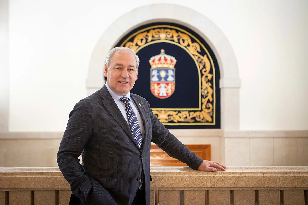 El PSOE no exige todavía su renuncia al presidente de la Diputación de Lugo: confirma la denuncia y pide tiempo para actuar con «garantías jurídicas»