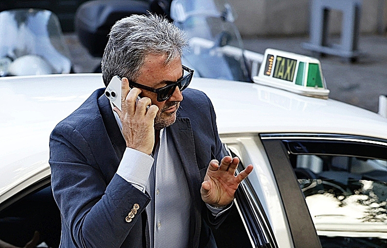 Antxon Alonso, antes de declarar en el Tribunal Supremo.