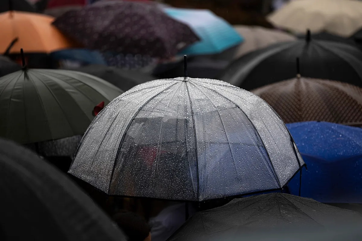 Alerta naranja en Andalucía y Ceuta por lluvias, y en Galicia y Canarias por oleaje