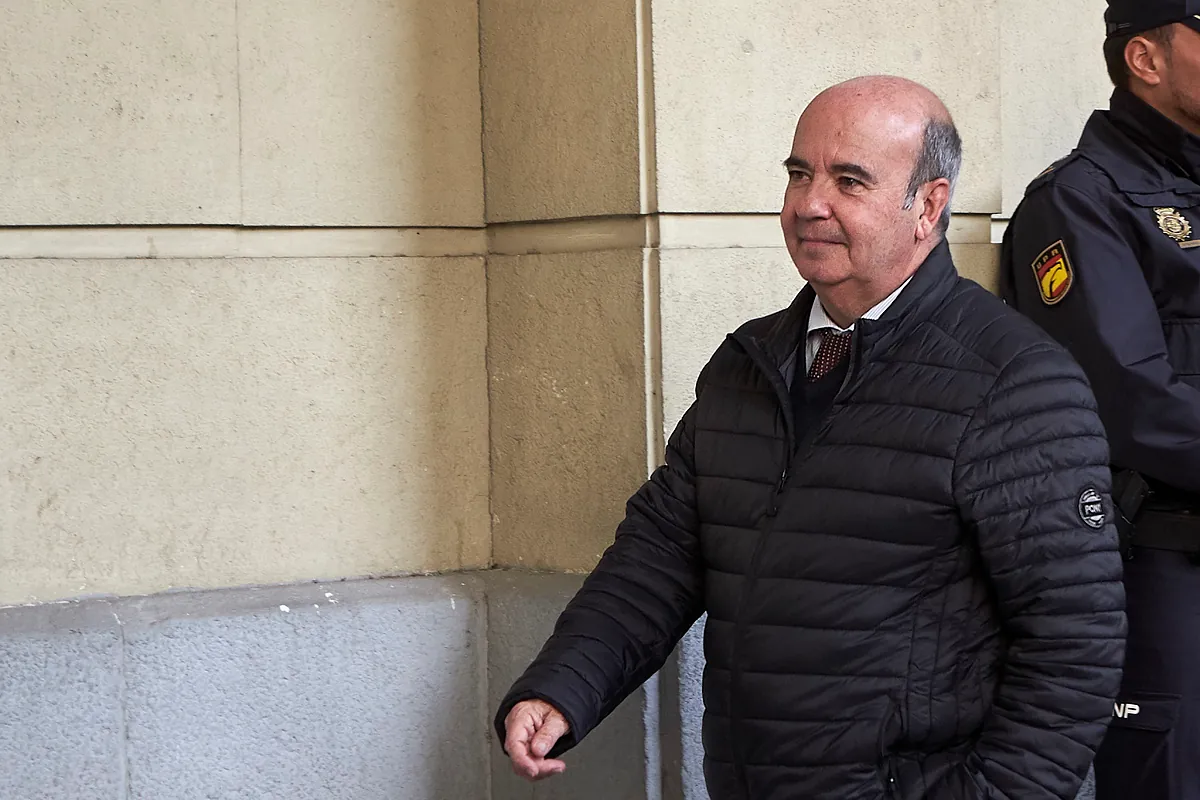 El juez del 'caso fontanera' reclama al PSOE y la Policía datos sobre el histórico dirigente andaluz Gaspar Zarrías, que tuvo contratada a Leire Díez