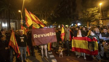 Vox pierde Revuelta, una de las patas de la red de 'satélites' que completa su acción