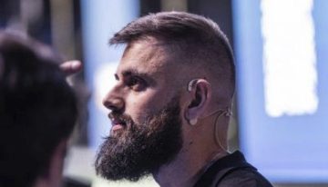 El 'caso Revuelta' golpea la estrategia digital de Vox y compromete su empuje entre los jóvenes