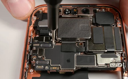 Interior Iphone 17 Pro