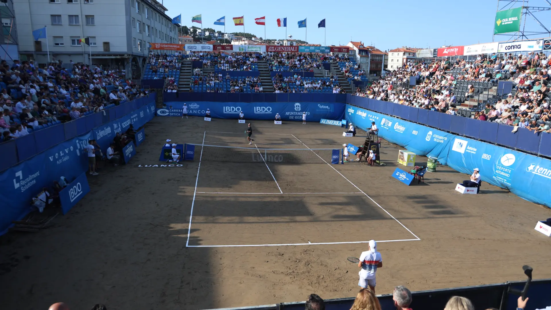 Cancelado el mítico torneo de tenis en la playa de Luanco