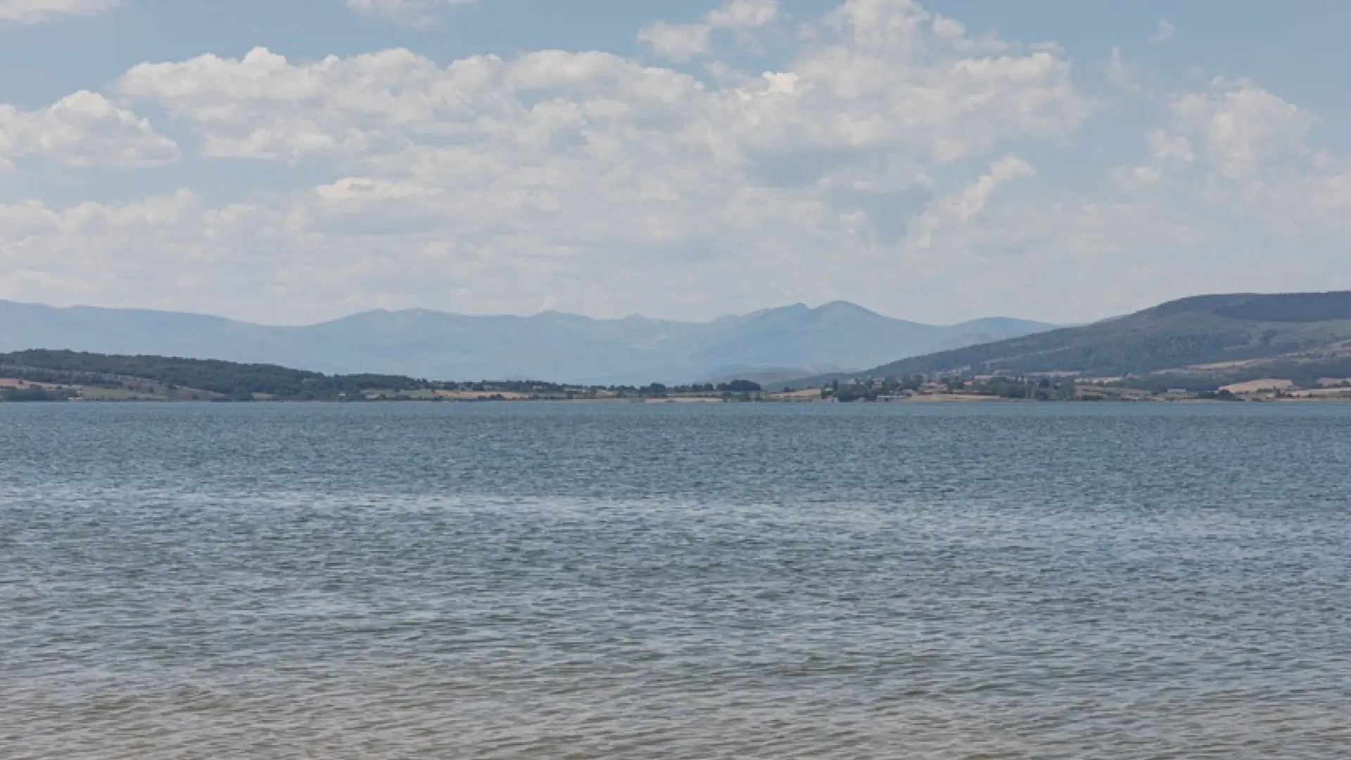 Desaparecido un piragüista en El Pantano del Ebro (Cantabria): el rastreo de la zona no está dando resultado