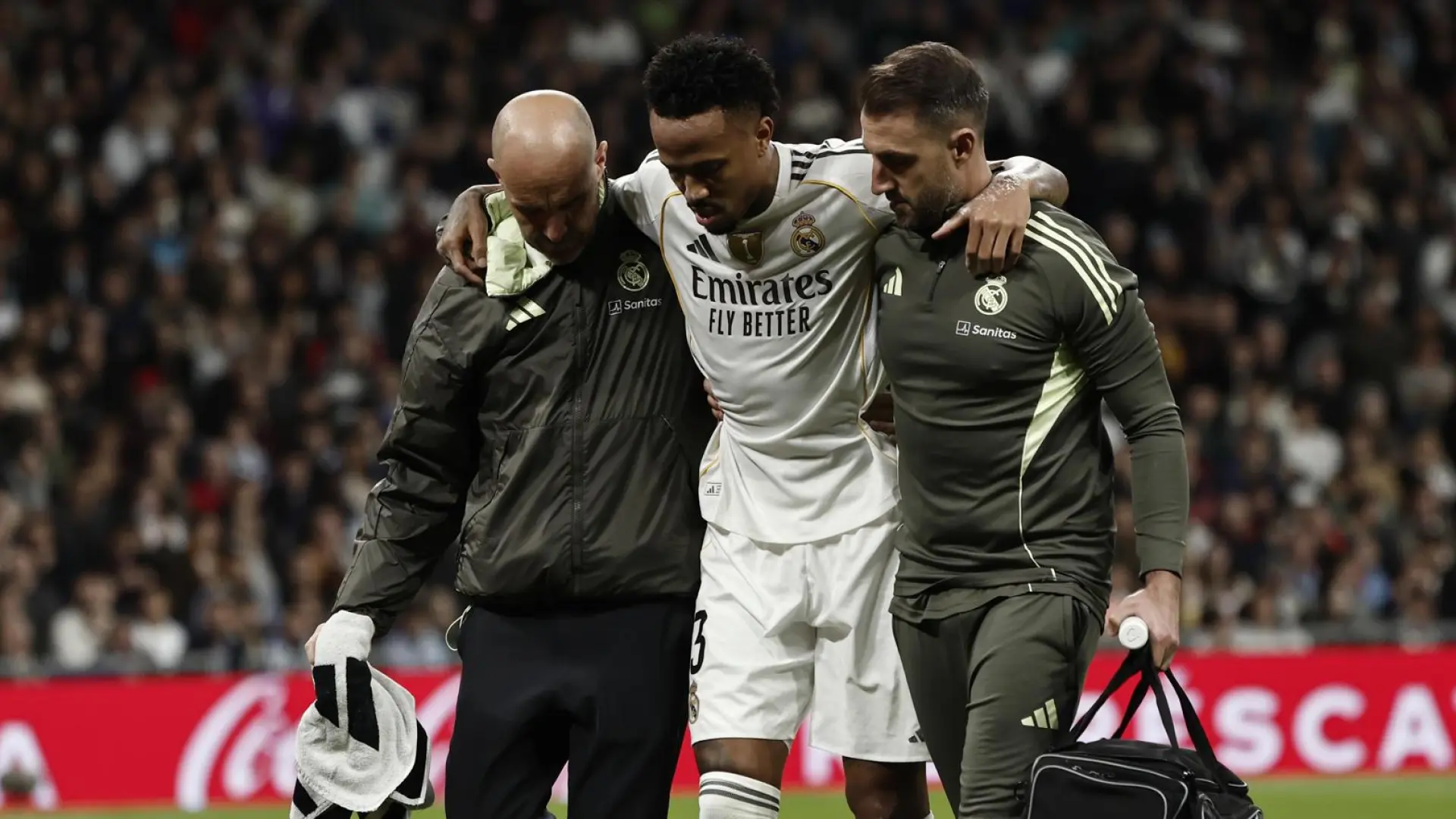 Más problemas para el Real Madrid: Éder Militao se rompe el bíceps femoral y estará cuatro meses de baja