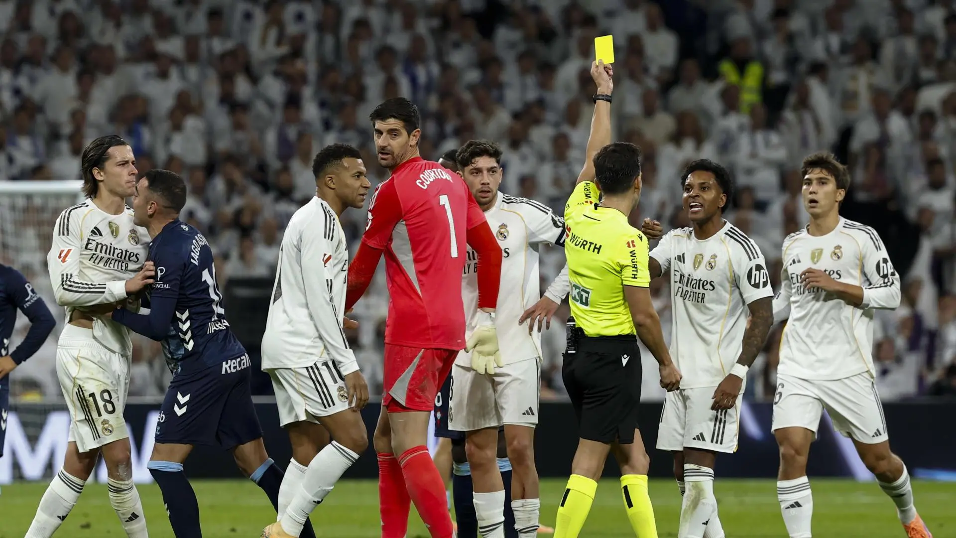 El presidente de los árbitros, satisfecho con la actuación de Quintero González ante el Real Madrid: «Por supuesto que le volverá a pitar»