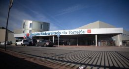 La Consejería de Sanidad se reunirá con el grupo Ribera para abordar la crisis tras las indicaciones de un directivo a «desandar el camino» para reducir las listas de espera en Torrejón