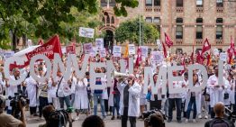¿Cuántos médicos hay en España?, ¿qué edad tienen?, ¿dónde hay más?: Retrato de los sanitarios que van a la huelga