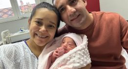 Elena, Coral, Erik y María, los primeros bebés nacidos en España al compás de las campanadas de 2026