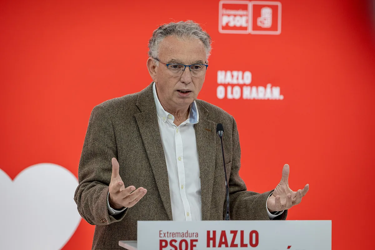 La Gestora del PSOE de Extremadura niega el acoso laboral de Quintana y éste amenaza ahora con denunciar a quienes «difundan el bulo»