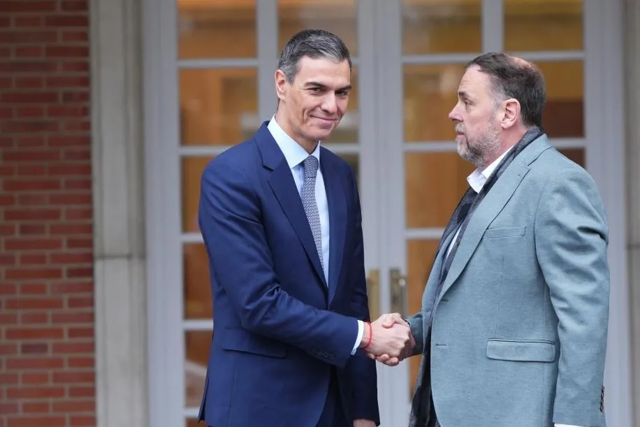 Junqueras anuncia un acuerdo con Sánchez para que Cataluña reciba 5.000 millones más pero Moncloa no se garantiza los Presupuestos