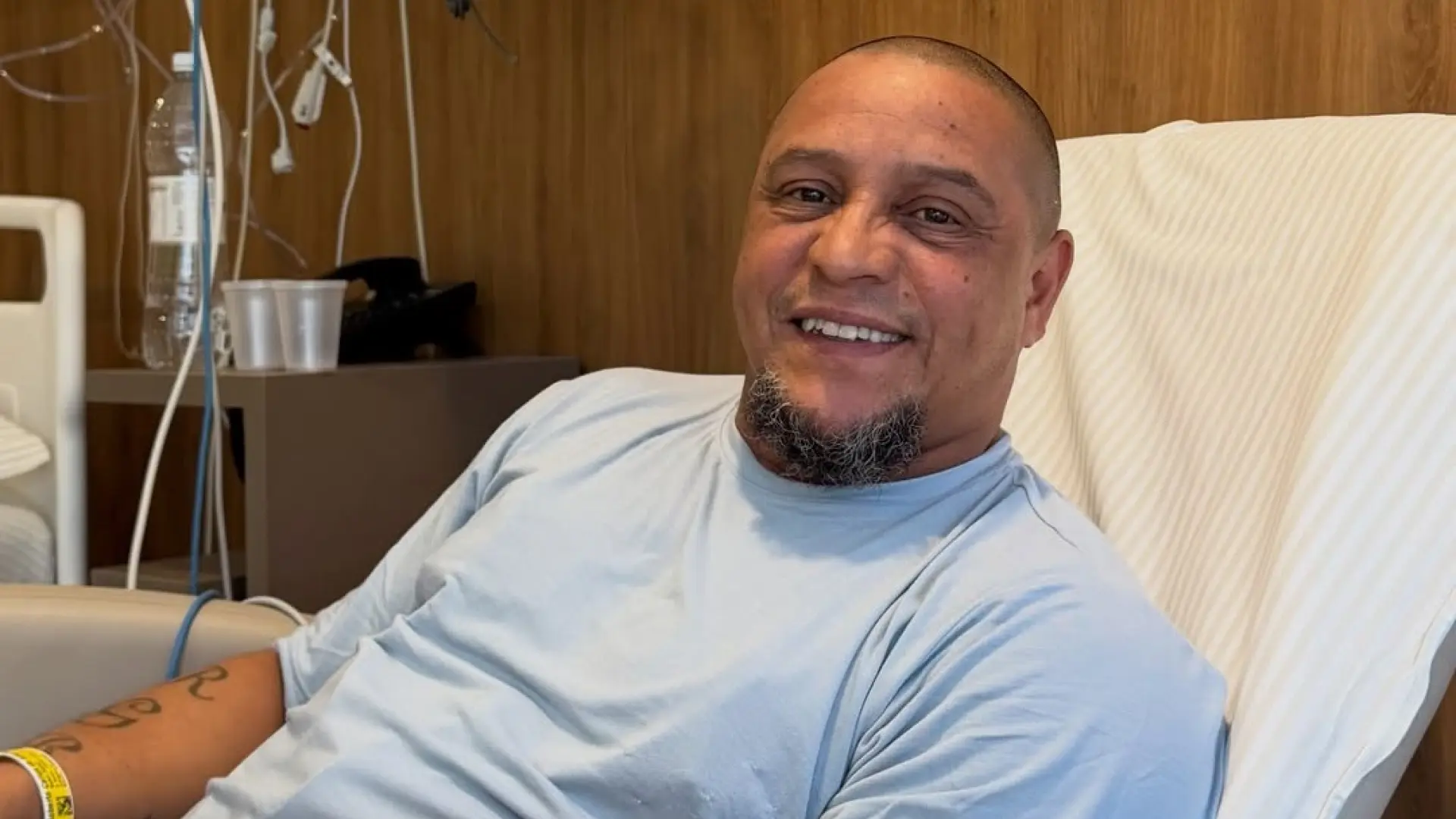 Roberto Carlos recibe el alta tras ser operado del corazón: «Agradezco a todo el equipo médico»