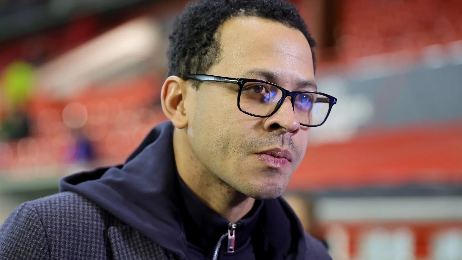 Liam Rosenior, nuevo entrenador del Chelsea hasta 2032