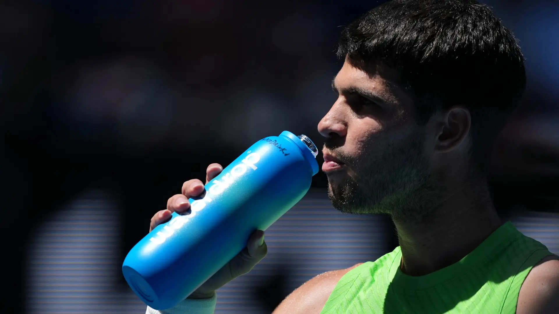 Carlos Alcaraz, sobre el polémico incidente de Sinner y el techo: «He visto que esa norma es nueva y no sé si se debió parar o no»