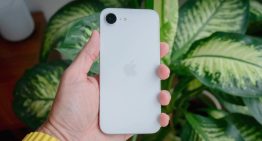 Ya venden fundas del iPhone 17e en internet: confirman una buena y una mala noticia