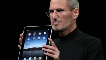 Steve Jobs «entró en cólera» por un tweet enviado desde un iPad. El problema es que lo mandó un periodista al que Apple se lo había prestado