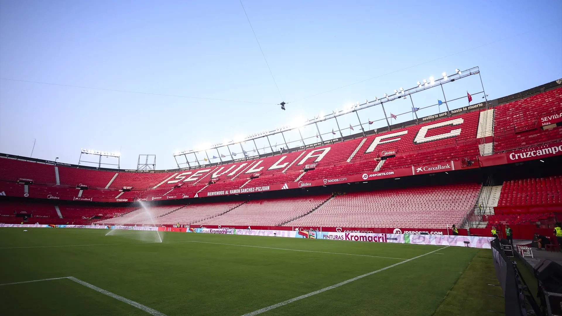 El temporal golpea LaLiga: suspendidos el Sevilla – Girona y el Cádiz – Almería por seguridad