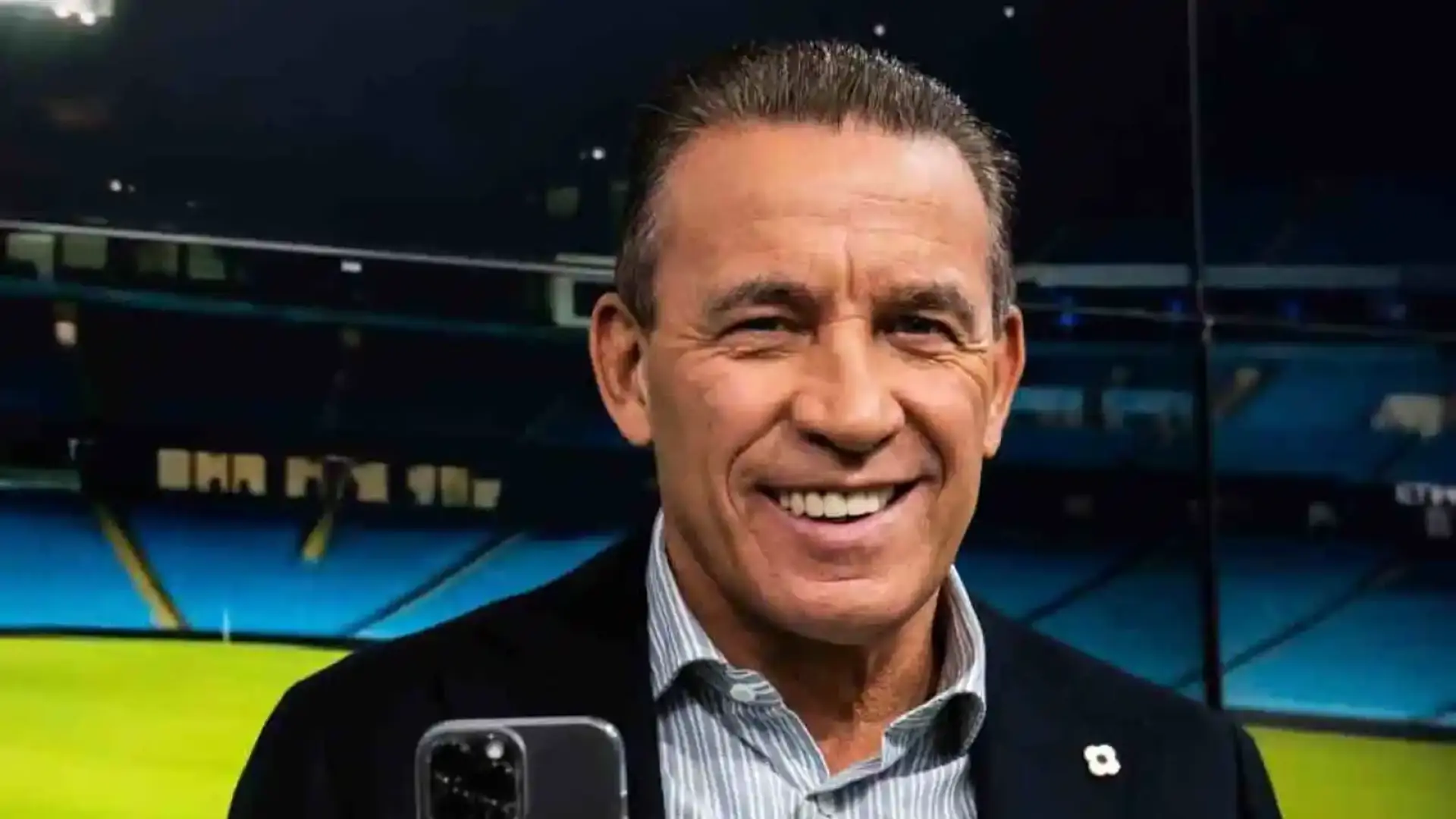 Paco Buyo responde a la propuesta de prohibir el fútbol en los colegios: «Van a poner verde para hacer botellones»