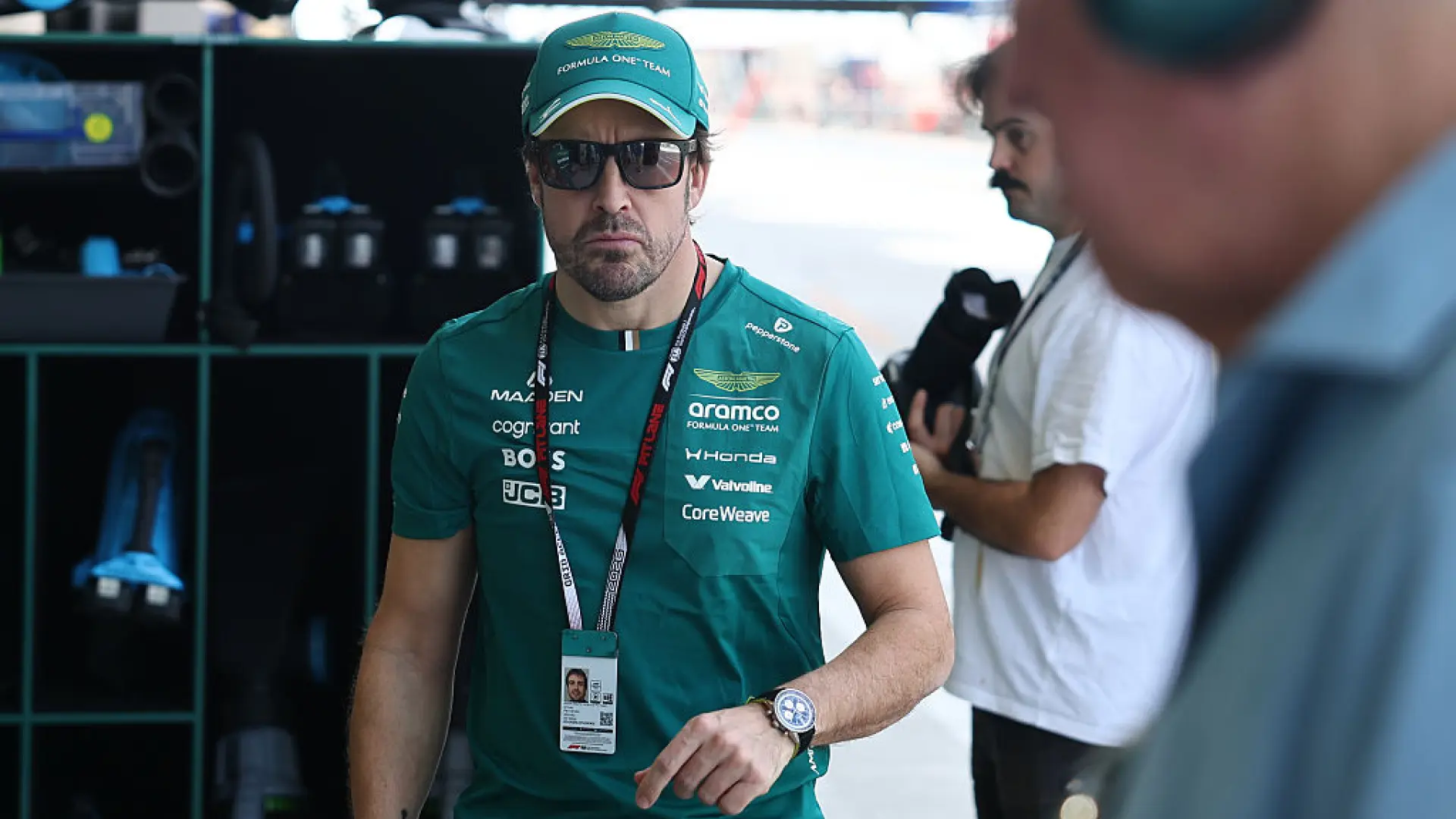 Fernando Alonso, sobre los problemas del Aston Martin: «Empezamos con el pie izquierdo, no sabemos dónde estaremos»