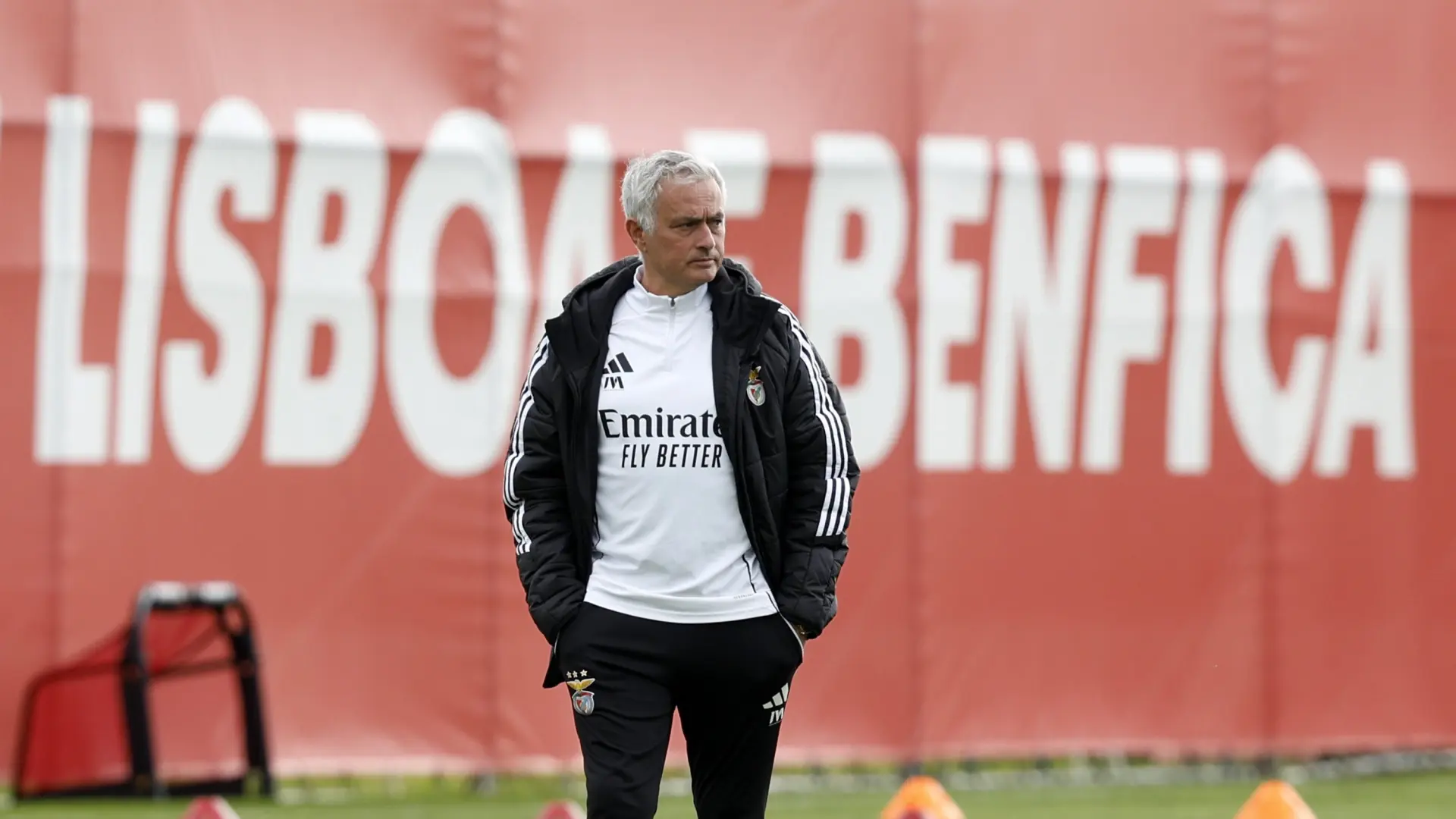 Mourinho, antes del duelo con el Real Madrid: «Tengo un año más de contrato con el Benfica con una cláusula muy fácil de romper»