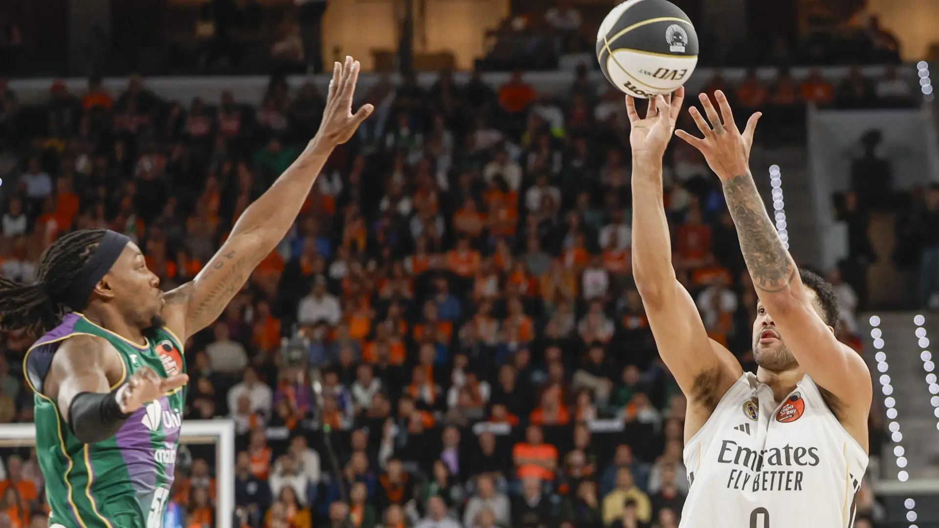 El Real Madrid arrolla al campeón Unicaja y se cita con el Valencia Basket en semifinales de la Copa del Rey