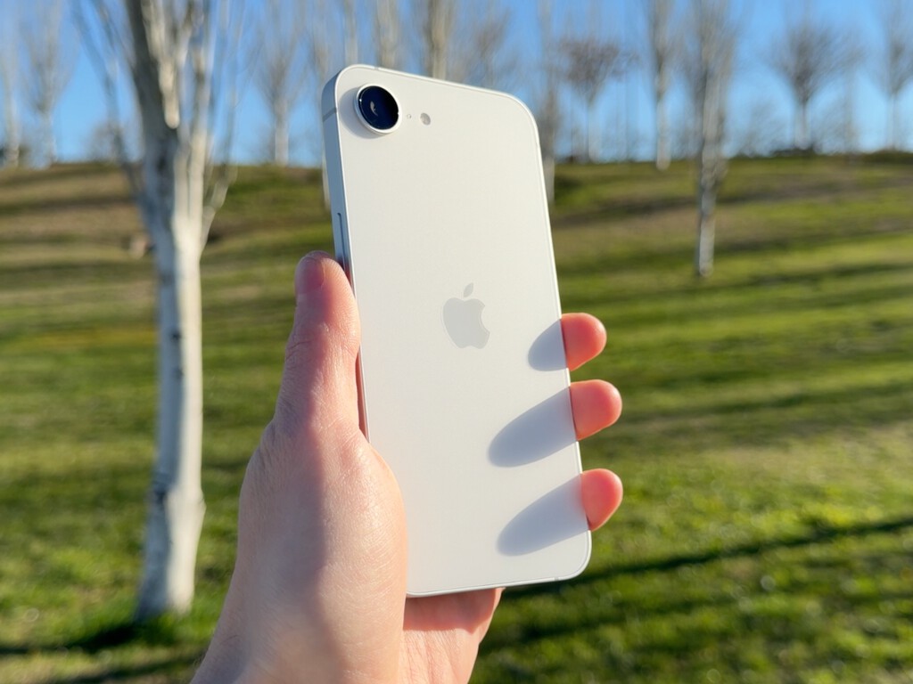 He probado a fondo la única cámara del iPhone 17e. Es muy buena, pero hay algo que me cuesta justificar